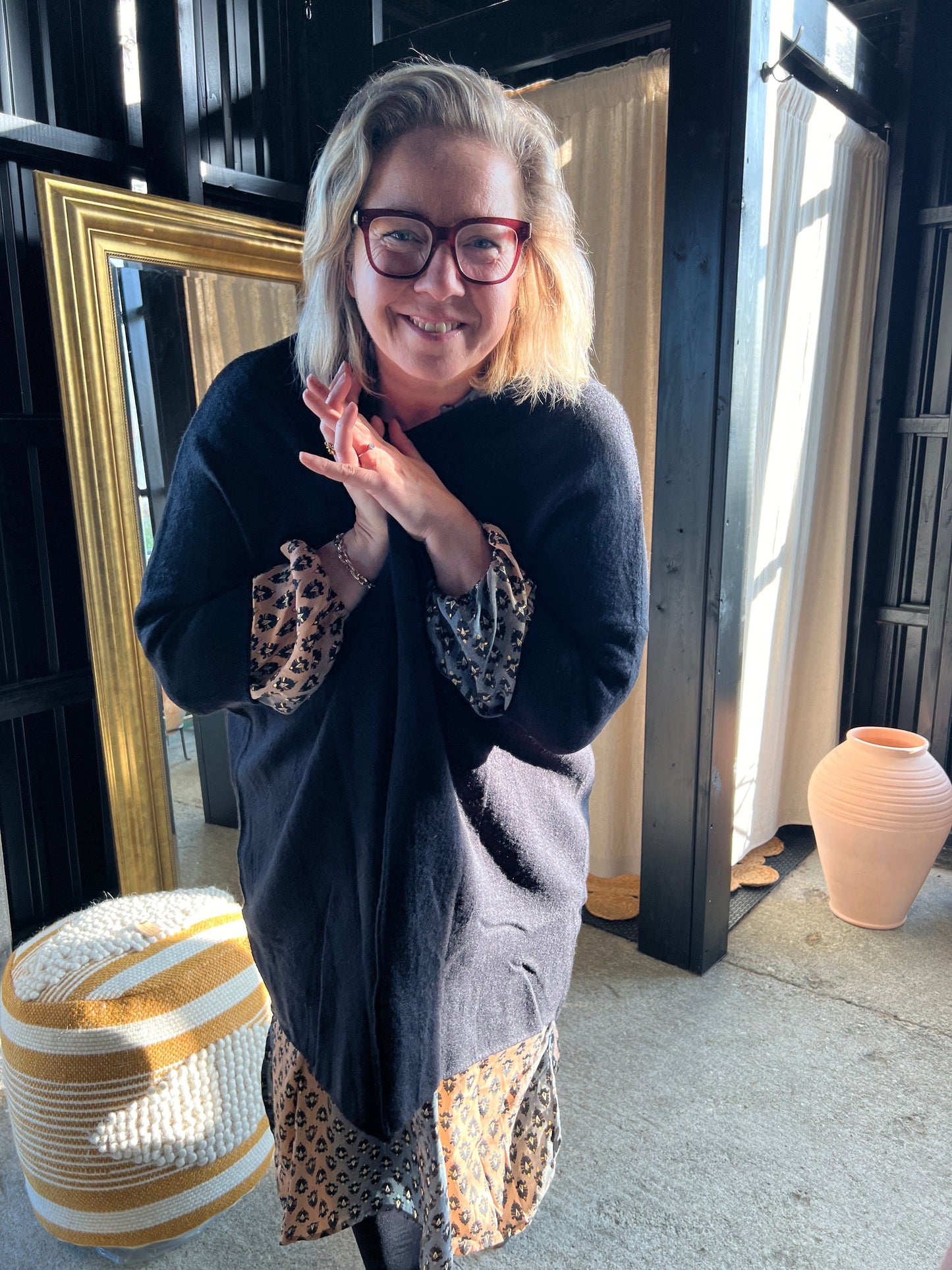 BECCA Cardigan ~ Sort