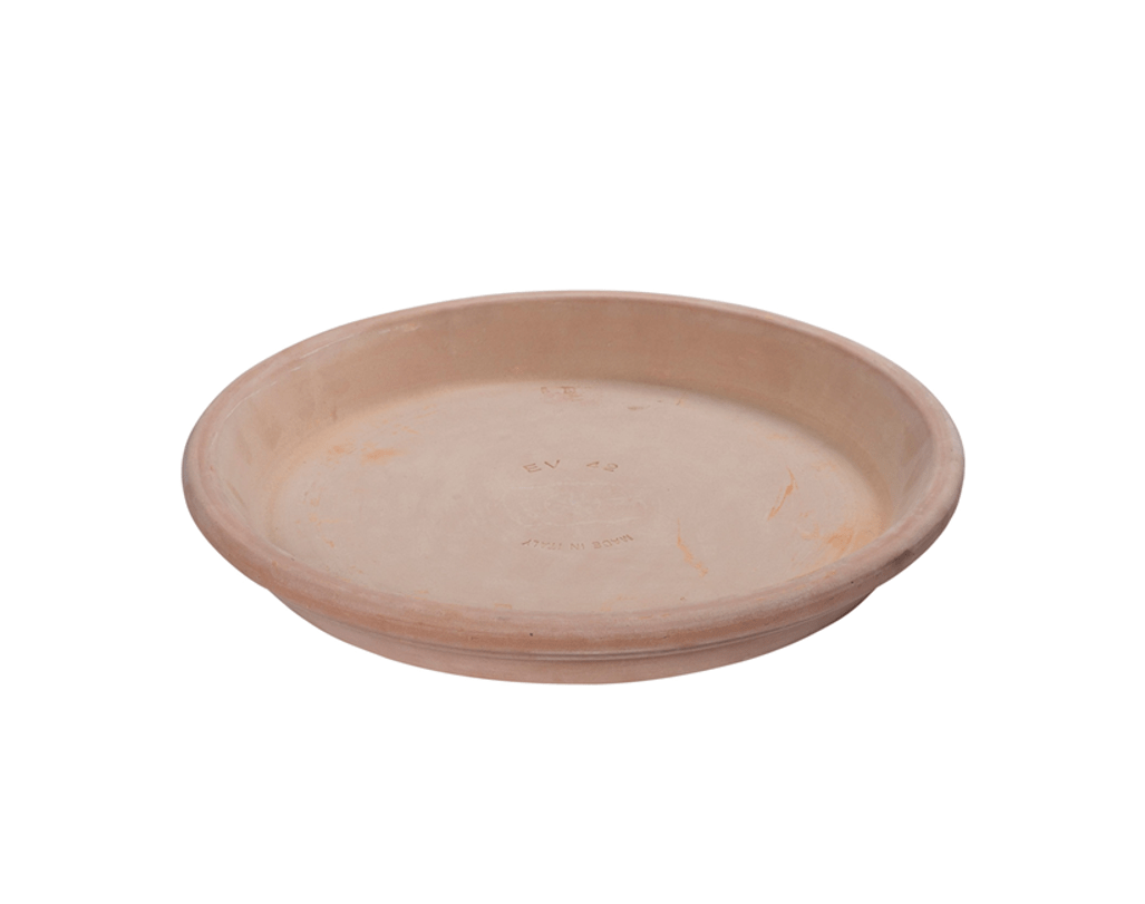 Fat til den klassiske utekrukken til hagen, terracotta passer spesielt godt med rustdetaljer. De lages av dyktige håndverkere i Italia og kan stå ute året om.