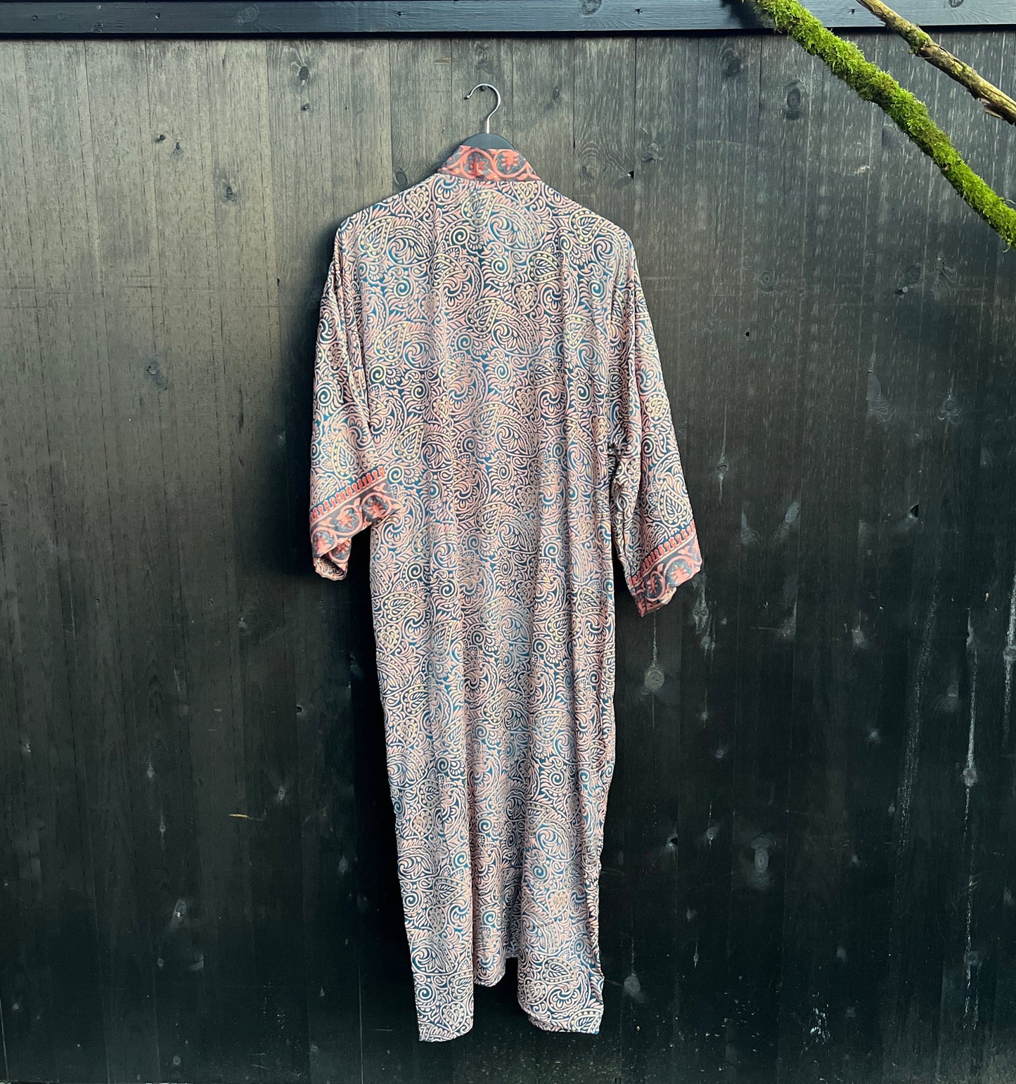 Kimono Paisley Lang ~ Mørk Blå