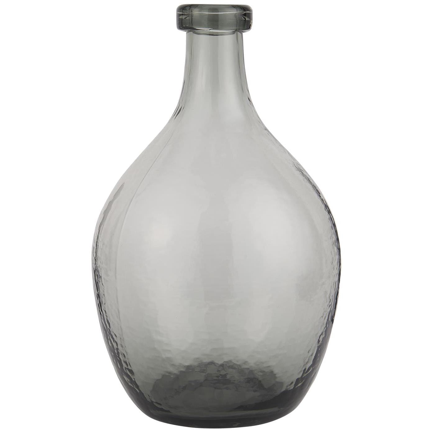 Klassisk munnblåst glassballong som kan stå alene og pryde hjemmet ditt eller dekorer med dine favoritt blomster. Kvister er også vakre i denne vasen fra Ib Laursen.
