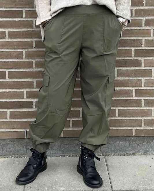 Magi Cargo bukse med stretch ~ Militærgrønn