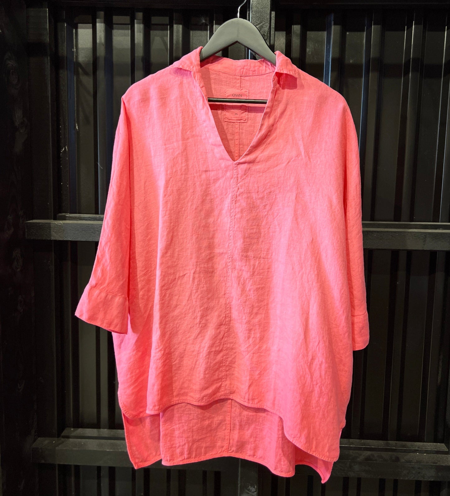 Skjorte i 100% lin ~ vid modell - Sweet Pink